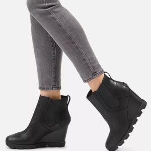 Black Sorel Joan Uptown Chelsea Boots, 7.5
